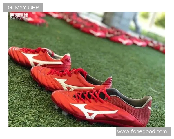 足球鞋写真展现运动激情与时尚风采的完美结合